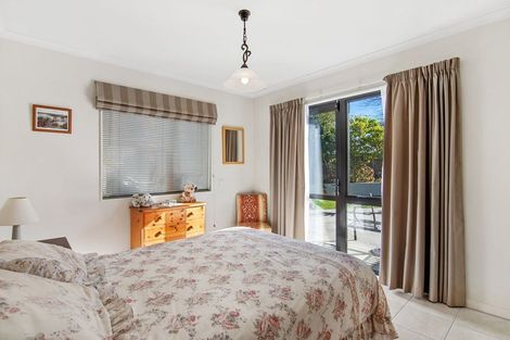 Photo of property in 2 Mccrae Street, Wakefield, 7025