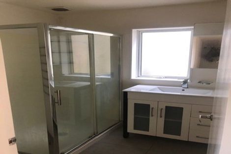 Photo of property in 14 Kopiko Way, Brooklyn, Wellington, 6021