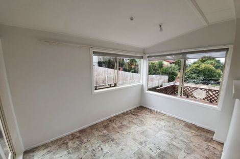 Photo of property in 1/54 Evans Road, Weymouth, Auckland, 2103