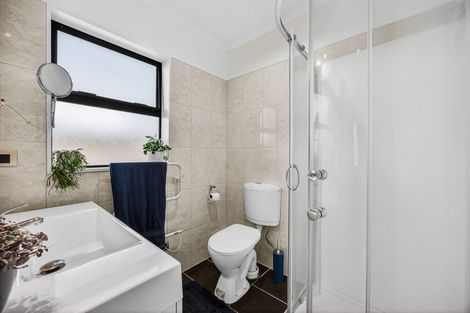 Photo of property in 20b Puketitiro Street, Glen Eden, Auckland, 0602