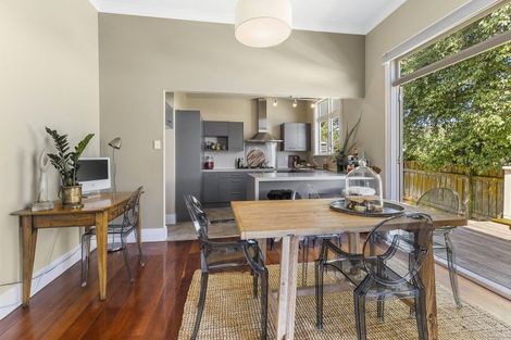 Photo of property in 4 Dawson Street, Berhampore, Wellington, 6023