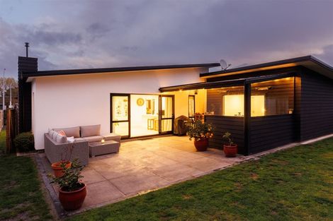 Photo of property in 5 Freedom Drive, Kelvin Grove, Palmerston North, 4414