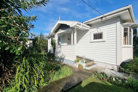 Photo of property in 8 Argyle Street, Waipu, 0510