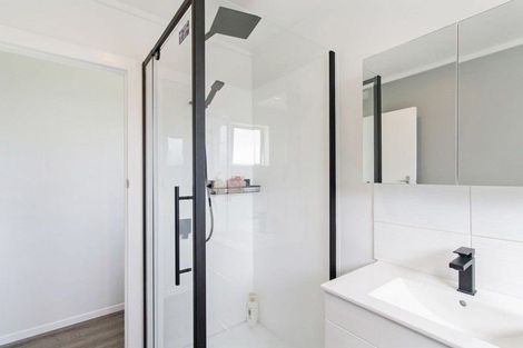 Photo of property in 16 Linklater Avenue, Foxton Beach, Foxton, 4815