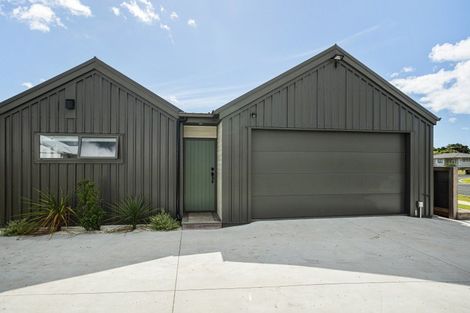 Photo of property in 2 Motutere Drive, Matarangi, 3592