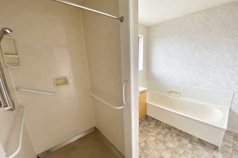 Photo of property in 1/14 Momorangi Crescent, Redwood, Christchurch, 8051