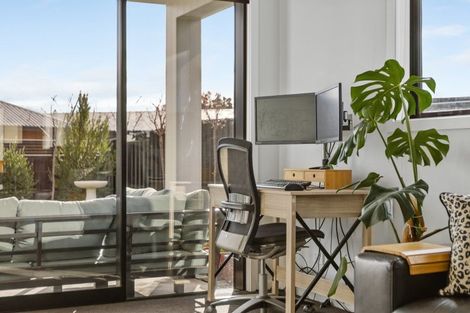 Photo of property in 1 Fraer Street, Cromwell, 9310