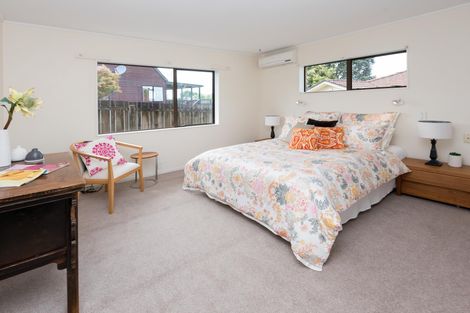 Photo of property in 2/2 Channing Crescent, Botany Downs, Auckland, 2010