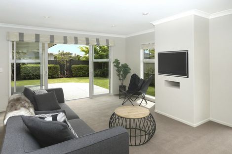 Photo of property in 42 Westpark Drive, Burnside, Christchurch, 8053