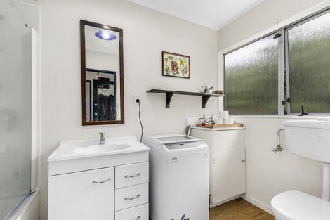 Photo of property in 2b Chancellor Way, Crofton Downs, Wellington, 6035