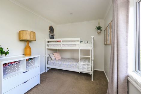 Photo of property in 27 Hammond Road, Taradale, Napier, 4112