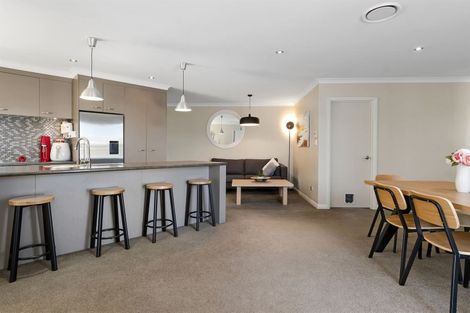 Photo of property in 124 Castlewold Drive, Bethlehem, Tauranga, 3110