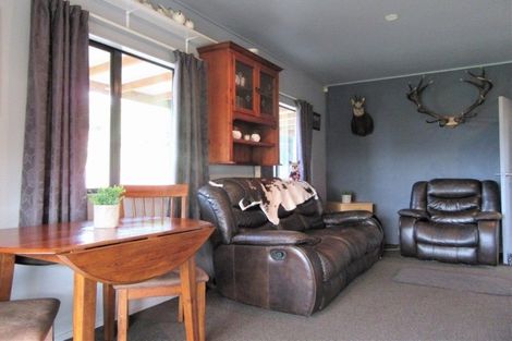 Photo of property in 74 Mangaone Road, Halcombe, Feilding, 4779