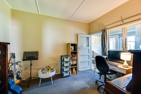 Photo of property in 605 Grove Road, Mayfair, Hastings, 4122