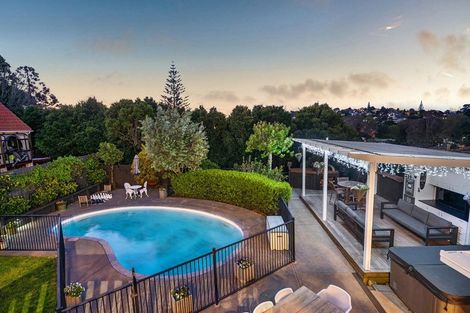 Photo of property in 48 Marlborough Avenue, Glenfield, Auckland, 0629