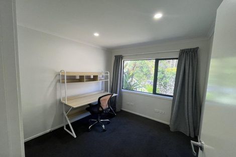 Photo of property in 12 Whakawhiti Street, Marfell, New Plymouth, 4310