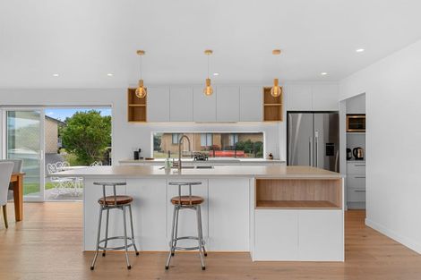 Photo of property in 24 Waterman Drive, Langs Beach, Waipu, 0582