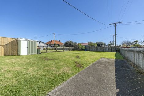 Photo of property in 38-40 Parris Street, Waitara, 4320