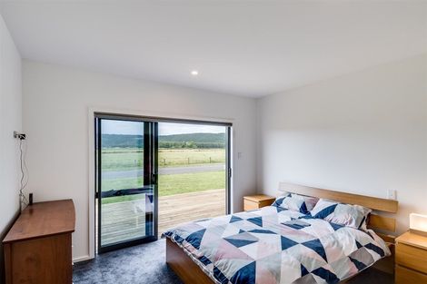 Photo of property in 27 Pohutukawa Drive, Eskdale, Napier, 4182