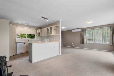 Photo of property in 438 Pukehangi Road, Pomare, Rotorua, 3015