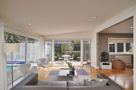 Photo of property in 12 Marriner Street, Sumner, Christchurch, 8081