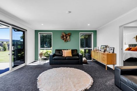 Photo of property in 54 Denby Road, Hawera, 4672