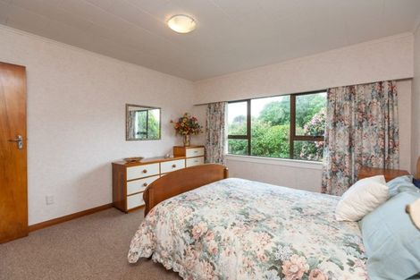Photo of property in 4 Mission Street, Moturoa, New Plymouth, 4310