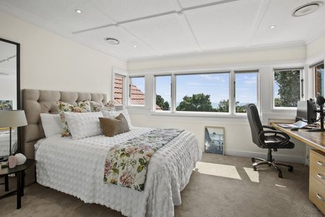 Photo of property in 14 Glen Almond Street, New Plymouth, 4310