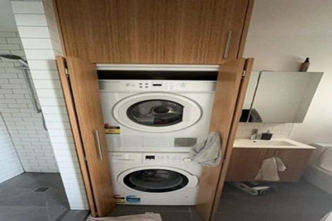 Photo of property in 86 Roxburgh Street, Mount Victoria, Wellington, 6011