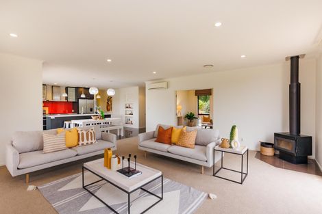 Photo of property in 71 County Heights Drive, Aokautere, Palmerston North, 4471