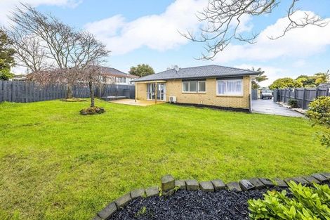 Photo of property in 5 Reyland Close, Weymouth, Auckland, 2103