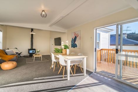 Photo of property in 19 Cole Street, Caversham, Dunedin, 9012