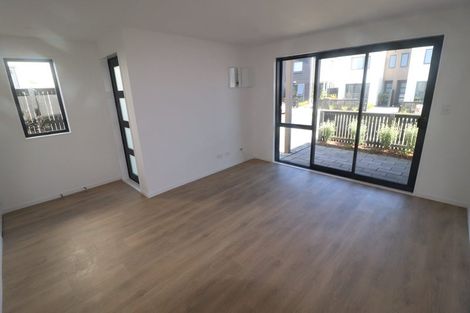 Photo of property in 42 Gecko Road, Hobsonville, Auckland, 0616