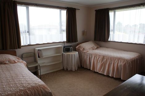 Photo of property in 2 Oakleigh Crescent, Oamaru North, Oamaru, 9400