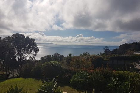 Photo of property in 1420 Whangaparaoa Road, Army Bay, Whangaparaoa, 0930