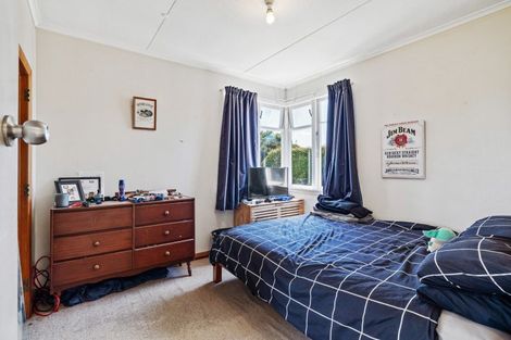 Photo of property in 15 Waterloo Crescent, Hokowhitu, Palmerston North, 4410