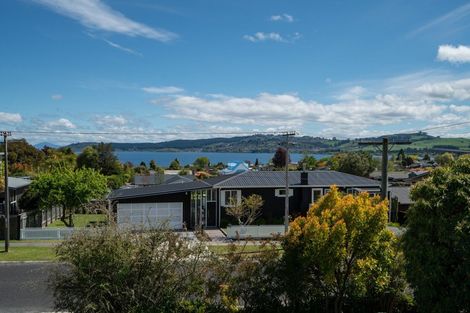 Photo of property in 14 Rokino Road, Taupo, 3330