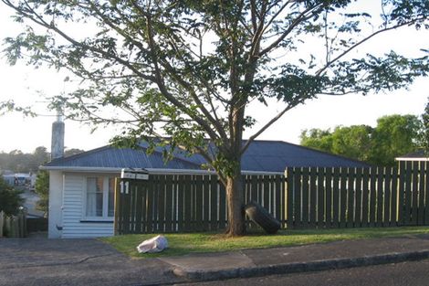 Photo of property in 11 Bruce Road, Glenfield, Auckland, 0629