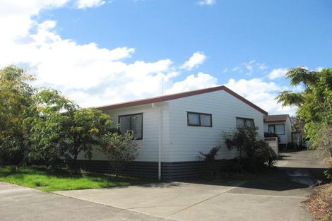 Photo of property in 1/27 De Quincey Terrace, Highland Park, Auckland, 2010