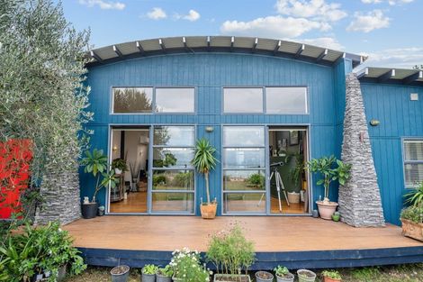 Photo of property in 66 Owhiwa Road, Parua Bay, Onerahi, 0192