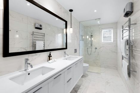 Photo of property in 15 Ayrburn Ridge, Arrowtown, Queenstown, 9371