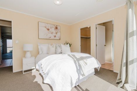 Photo of property in 95 Rototuna Road, Rototuna, Hamilton, 3210