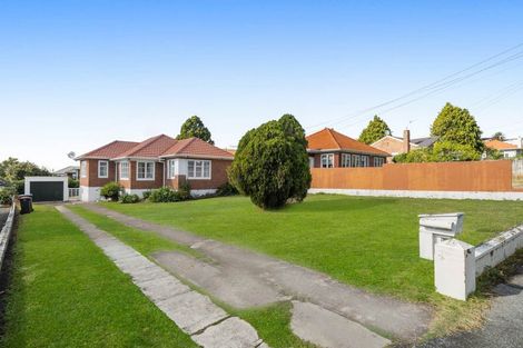 Photo of property in 213 Campbell Road, Greenlane, Auckland, 1061