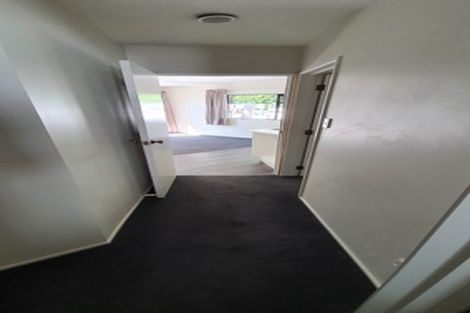 Photo of property in 68a Vipond Road, Stanmore Bay, Whangaparaoa, 0932