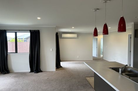 Photo of property in 17 Koareare Avenue, Halswell, Christchurch, 8025