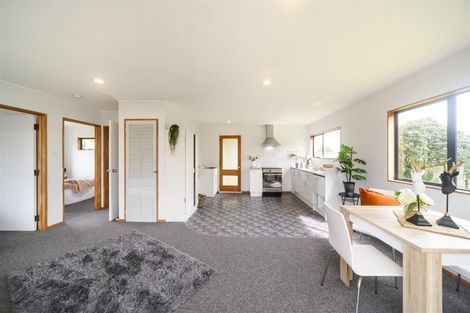 Photo of property in 6 Purnell Place, Marton, 4710