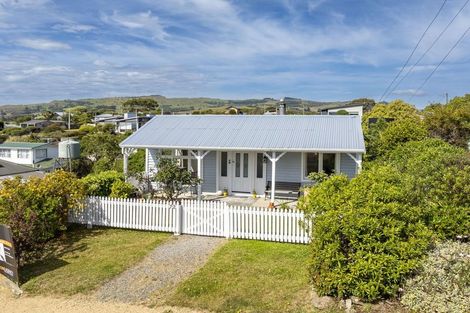 Photo of property in 72 Stornoway Street, Karitane, Waikouaiti, 9471