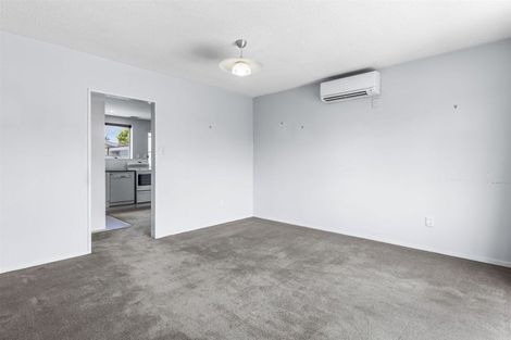 Photo of property in 1/15 Chipping Lane, Redwood, Christchurch, 8051