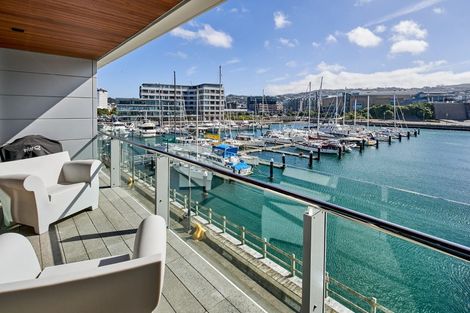 Photo of property in Clyde Quay Wharf, 2b/6 Clyde Quay Wharf, Te Aro, Wellington, 6011