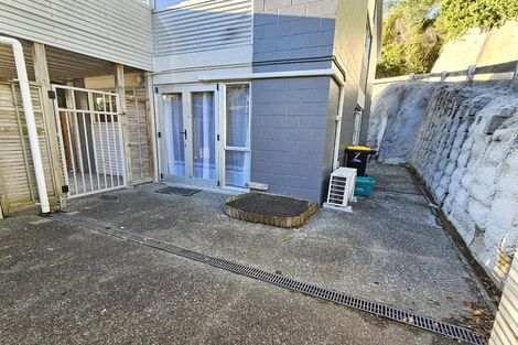 Photo of property in 7/126 Redwood Avenue, Tawa, Wellington, 5028